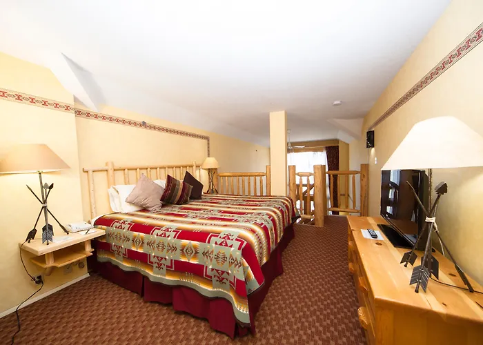 Brewster Mountain Lodge